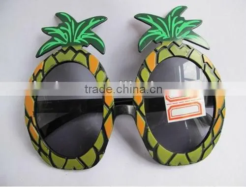 beautiful plastic party glasses