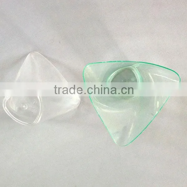 Trifoliate and clear plastic dessert cup