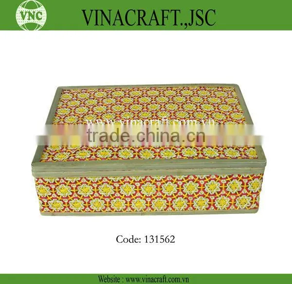 Natural bamboo storage box with lid for food