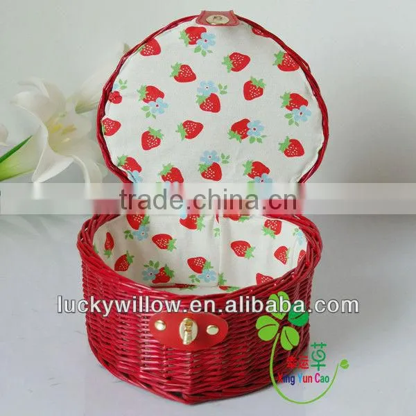 Cylindrical cosmetic wicker basket small storage basket with lids