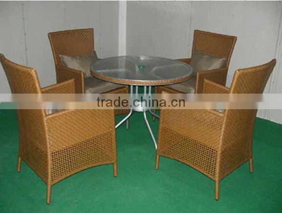 outdoor wicker garden table and chair