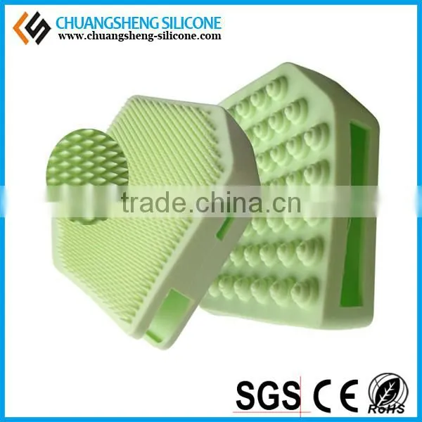 Good-feeling beauty brush, silicone massage brush