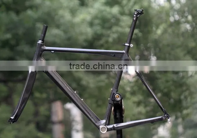 New design high modulus super light full carbon fiber 700C Road bicycle fram