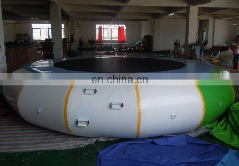 inflatable water trampoline/inflatable water jumper with slides