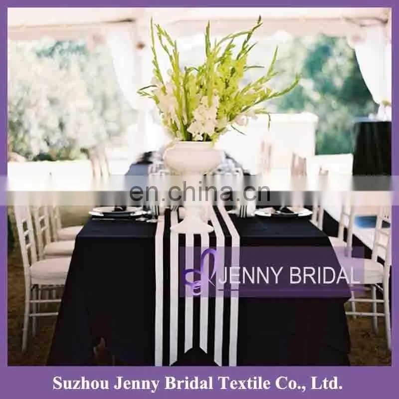 TR062B 2016 new design black and white stripped table runners wedding