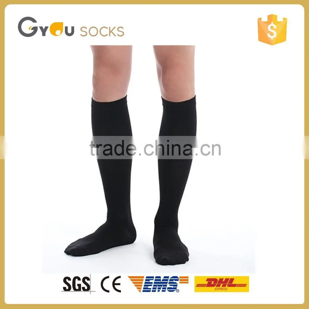 High quality 100% cotton comfortable and soft knee high sports men socks