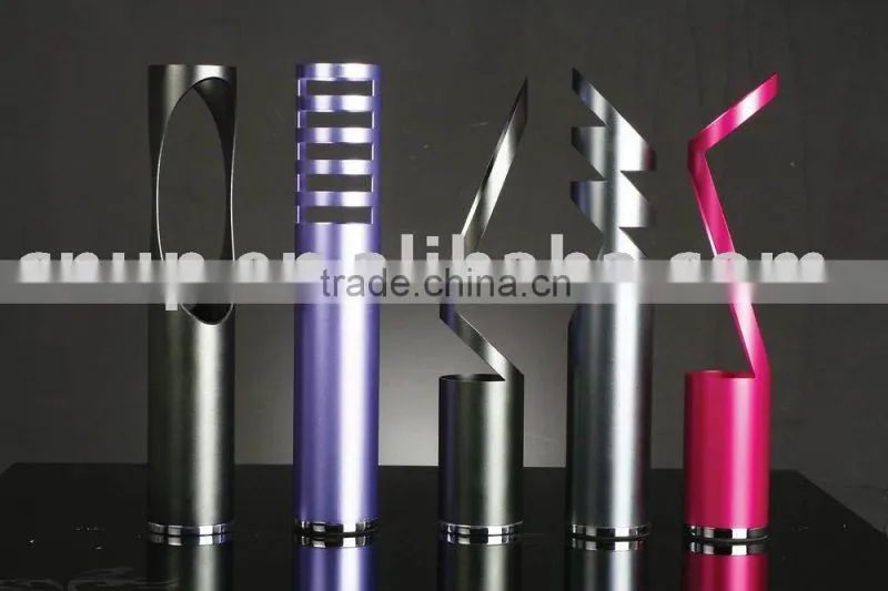 2016 New Urban Modern Sculpture High Quality Fashion Stainless Steel Sculpture