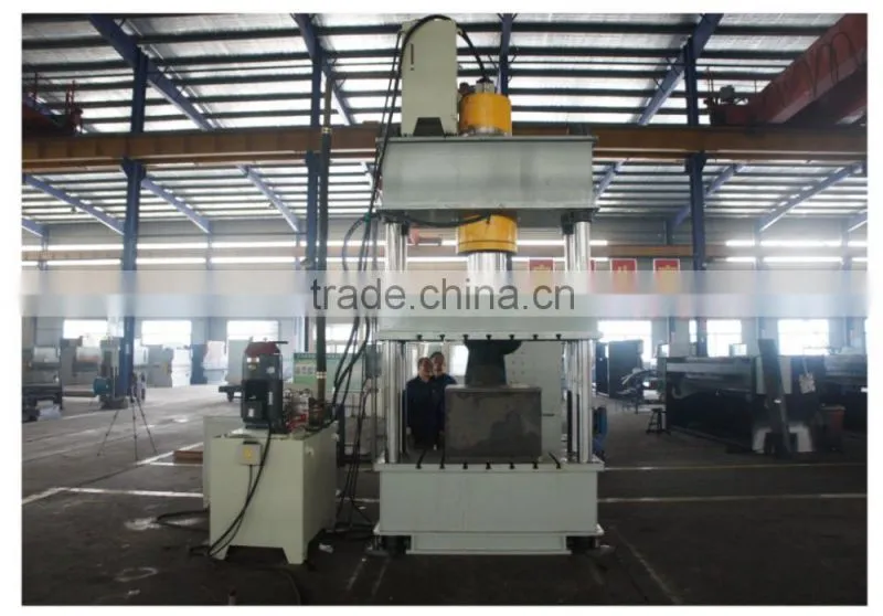 Y32-200T Hydraulic Press Machine with 4-Columns