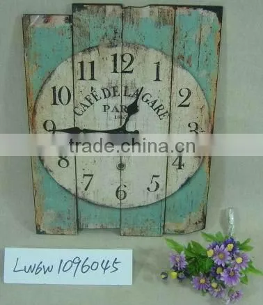 Framhouse wooden antique clock