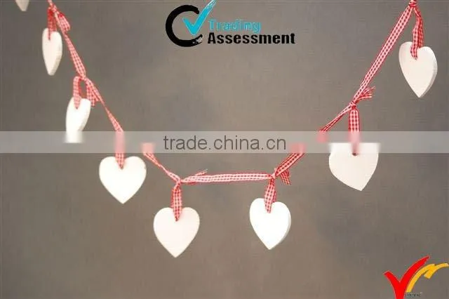 Metal wall art hanging style