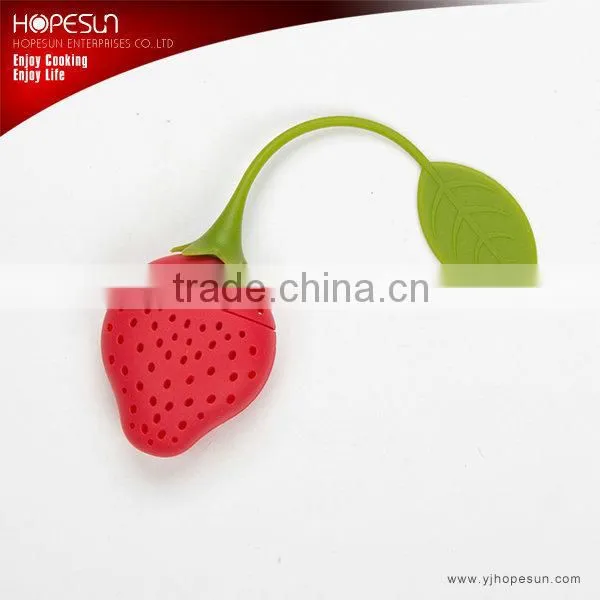 Dolphin shape tea infuser