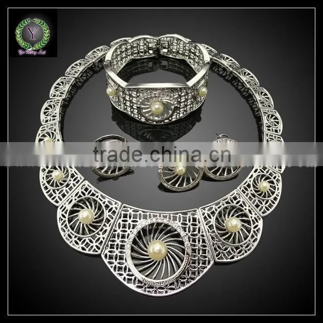 Hot Sale Fashion Necklace Earrings ringJewelry Set,