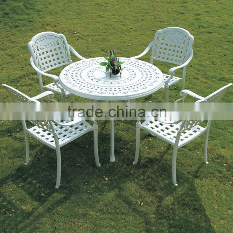 French Accent Round Classic Cast Aluminum Restaurant Dining table and chair furniture
