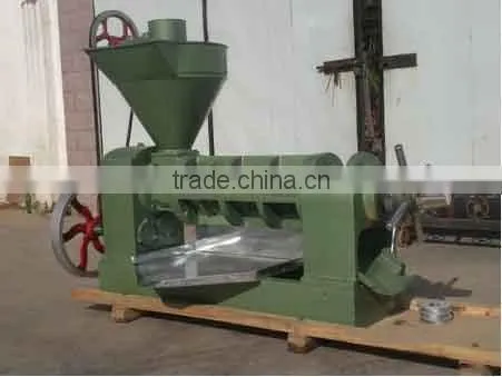 Best selling Peanut oil extraction machine/walnut almond oil press machine oil expeller