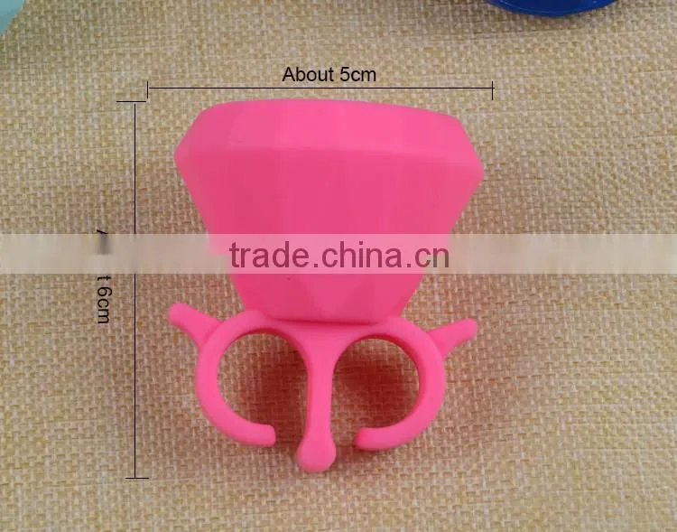 Clear acrylic rubber silicone wearable nail polish bottle holder