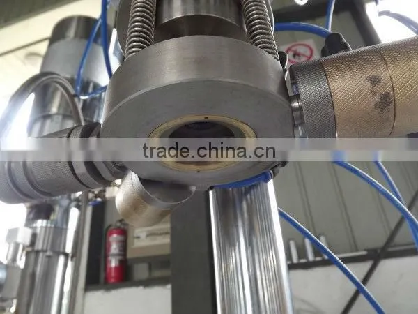 Freon gas filling machine