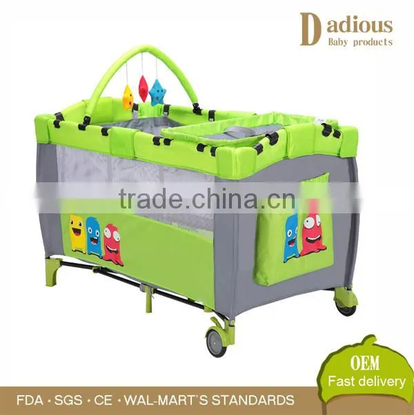 New Baby Crib Safe and Secure's Infant Bed Detachable Crib