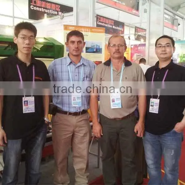 Factory direct sale Self-propelled Combine Corn Harvester