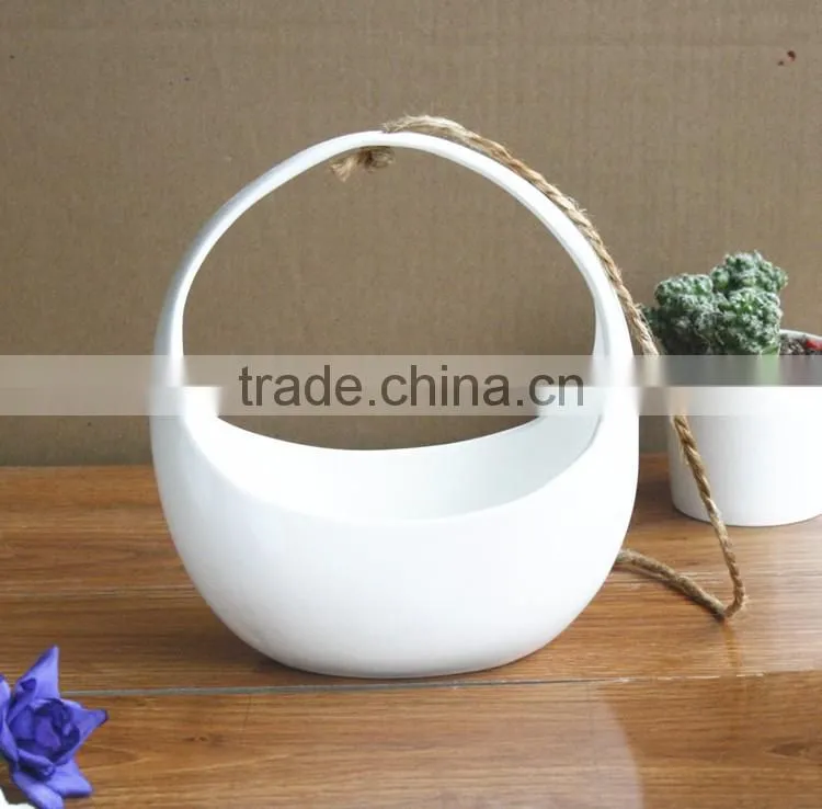 2016 basket shaped decoration white hanging ceramic planter for flower
