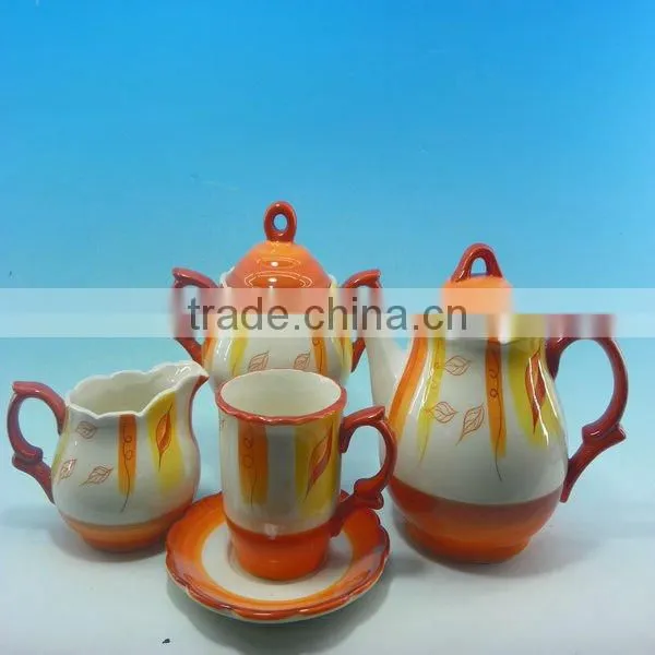 Colorful teapot set