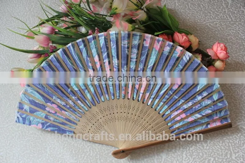 New arriving bamboo foldable fabric fan for gift