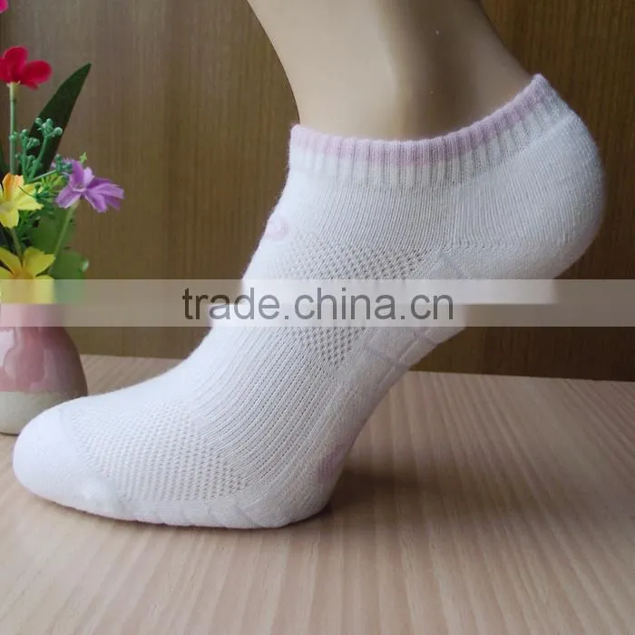 hot selling cheap cotton sport ankle Socks men