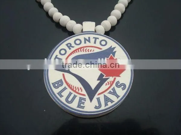 Fashion New Hip Hop Pendant Good Wood Acrylic Beads Necklace