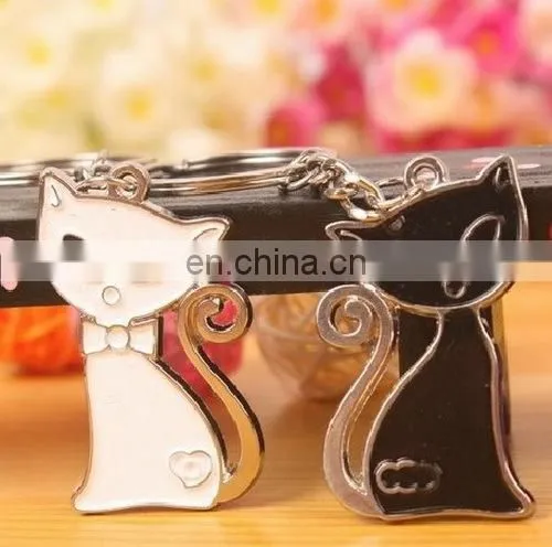 Fashion New Hot Selling Love Kissing Cartoon Kids Keychain Couple Valentine's Day Gift