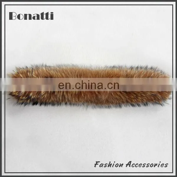 Raccoon dog fur collar