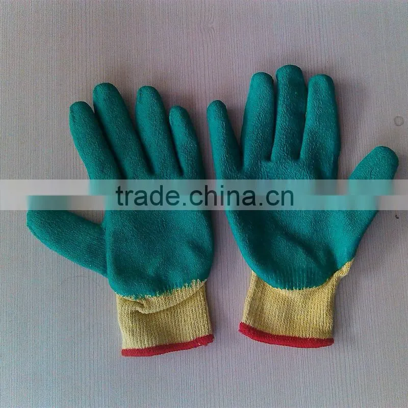 green latex grip gloves