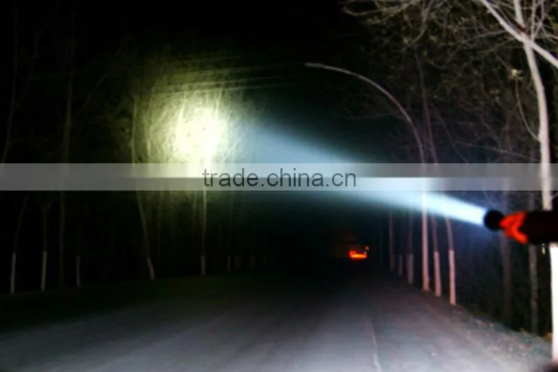 X5-T6 using XML-T6 light bright light flashlight