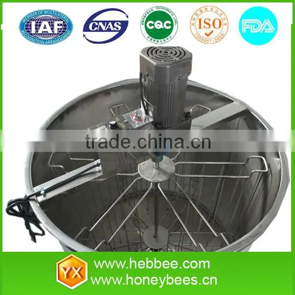 Hand crank honey extractor