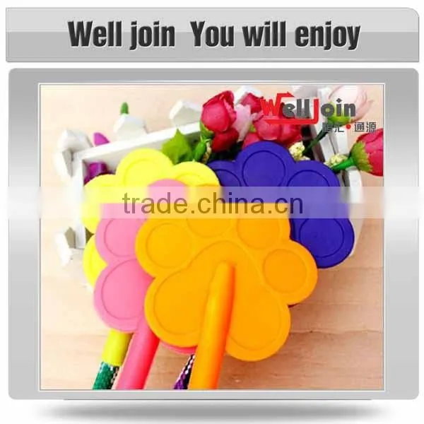 Customised plastic dog toys pet love pat