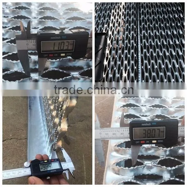 Hot dipped galvanized Diamond Safety perforated grip strut grating (Trade Assurance)