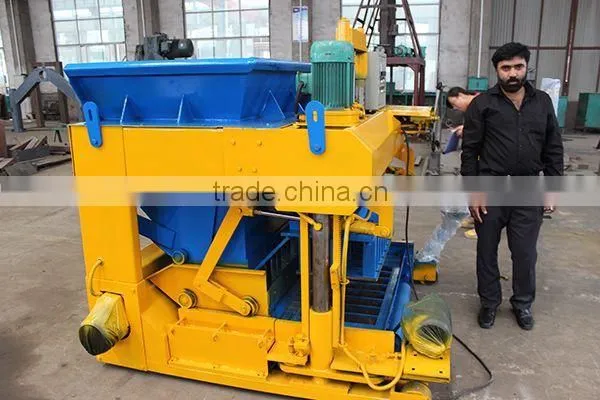 Hydraulic mobile WT6-30 douala egg laying brick making machine packaging