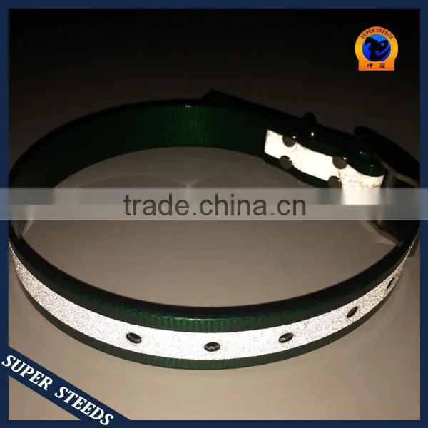 Fluorescent polyurethane pet collar with reflective tape
