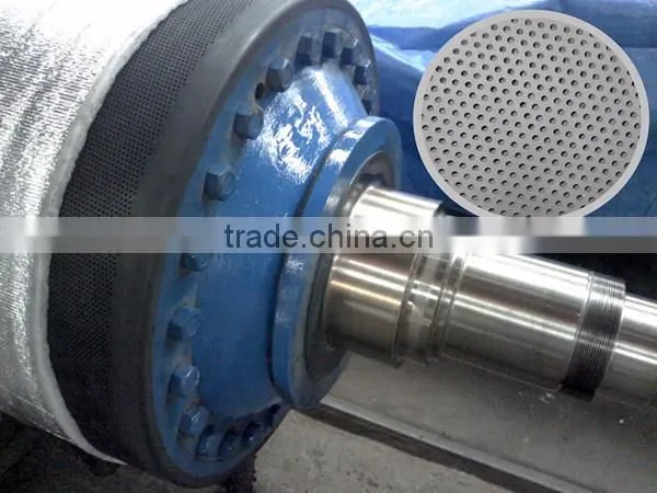 blind drilled press roll for paper machine