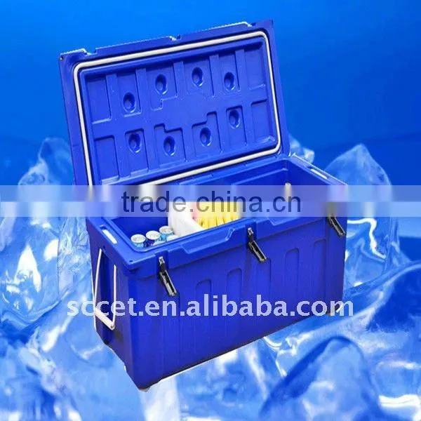 Roto molded 180L Plastic Insulated Cooler Container