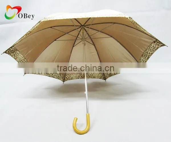 Manual Open Rain Umbrella with Wooden Handle