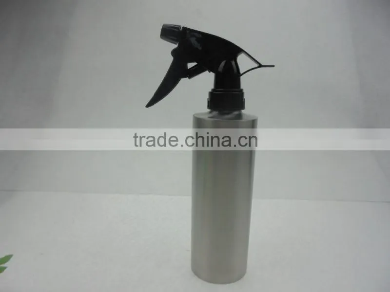 Provide elegant and generous stainless steel spray bottle