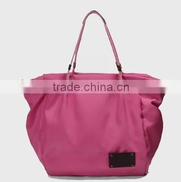 Contracted leisure large capacity travel bag