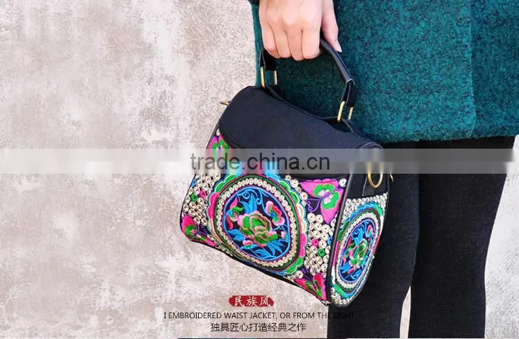Supply embroidery canvas messenger bag shoulder bags for women