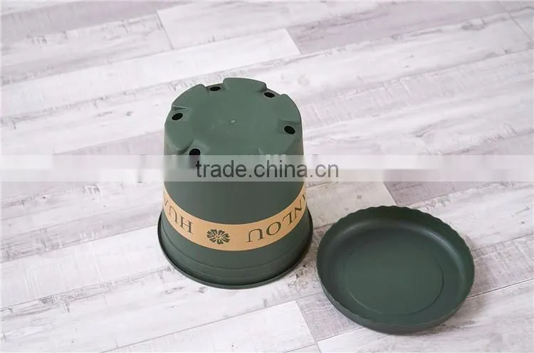 NEW Plastic Nursery 1 Gallon Trade POT