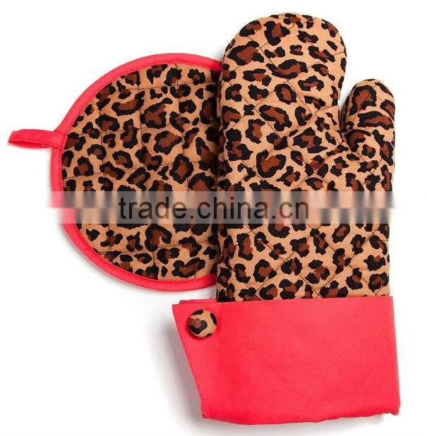 Oven Mitt & Hot Pad set stocklots