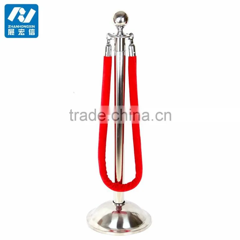 rope stanchions for indoor or outdoor crowd management