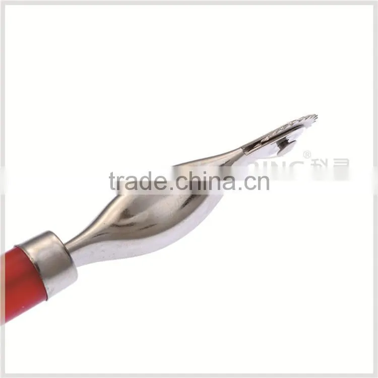 Economical tracing wheel for sewn tailors usage with plastic handle DT10-P
