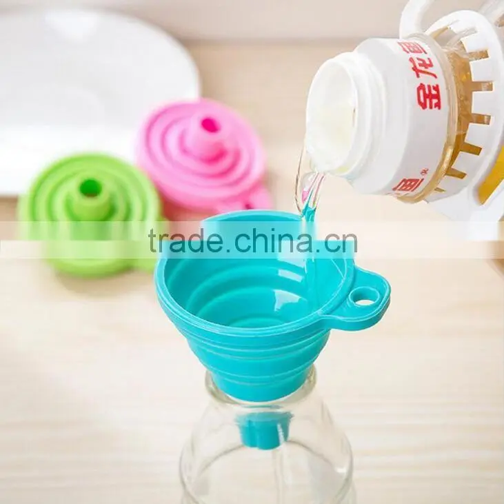silicone funnel/Food grade silicone folding telescopic long neck funnel