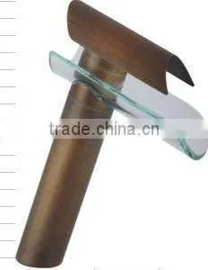 Fasion brass waterfall glass faucet