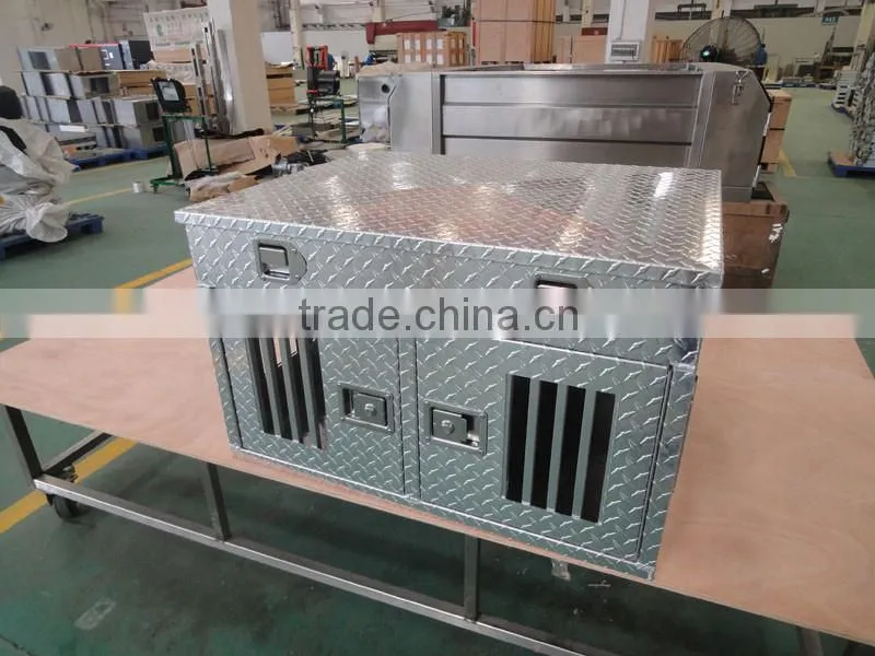 Aluminum truck tool box dog box for pickup