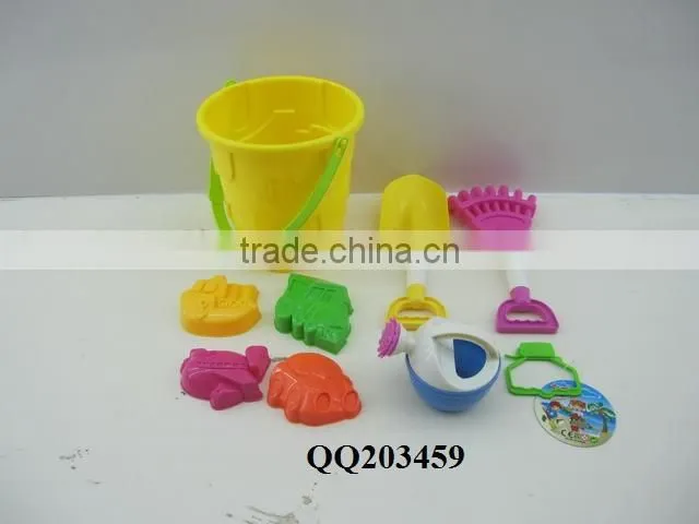 Plastic toy sand beach play set